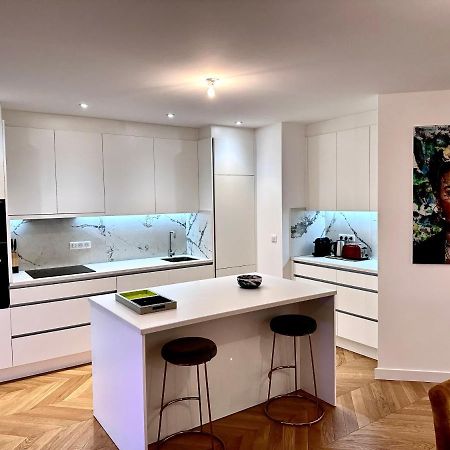 Bel Appartement Avec Parking Au Coeur De Reims Esterno foto